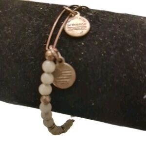 Alex And Ani White Beaded Expandable Silver Color Bangle Bracelet American ❤️